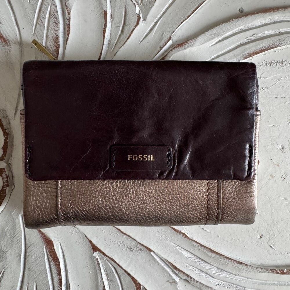 Fossil Ellis multifunction leather tri-fold wallet in brown and metallic taupe
